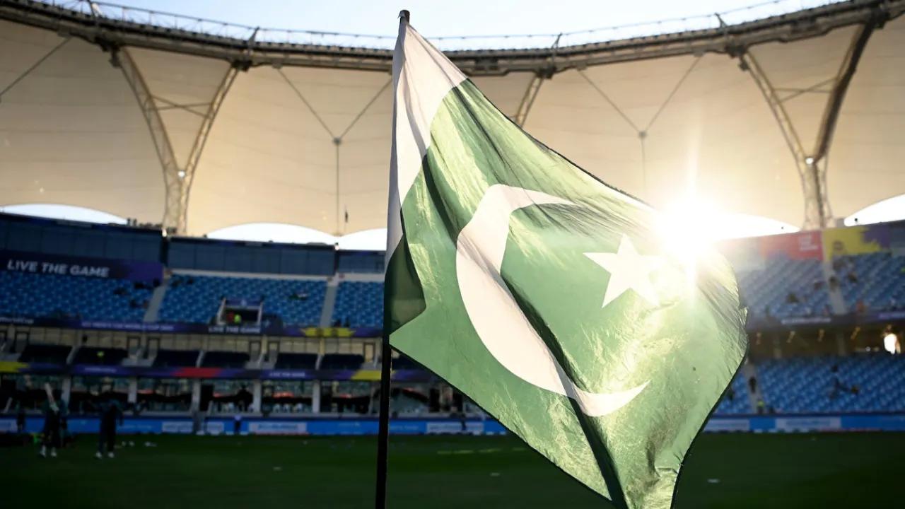 Former Pakistan offspinner and umpire, Mohammad Nazir, has passed away